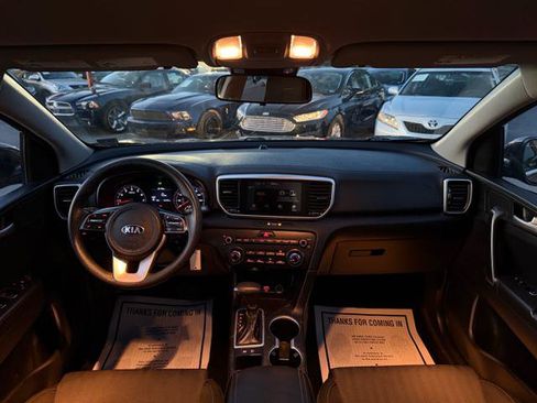 Used 2020 Kia Sportage LX FWD image 20
