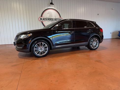 Used 2018 Lincoln MKX Reserve w/ Lincoln MKX Climate Package image 3
