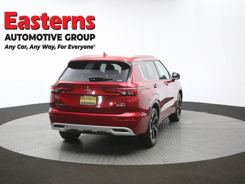 Used 2023 Mitsubishi Outlander SEL AWD/4WD image 41