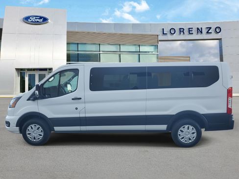 Used 2023 Ford Transit 350 XLT image 8