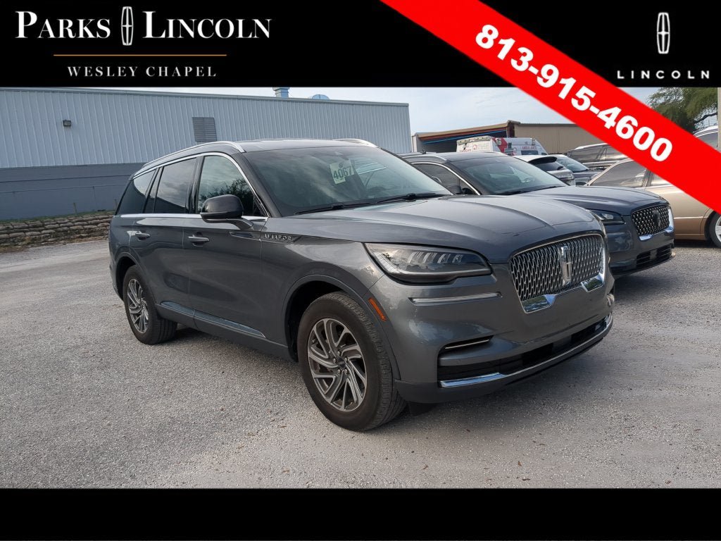 Used 2023 Lincoln Aviator AWD image 1