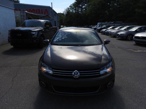 Used 2016 Volkswagen Eos Komfort FWD image 9