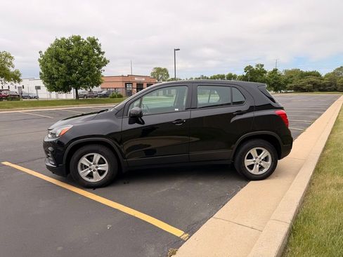 Used 2020 Chevrolet Trax LS FWD image 5