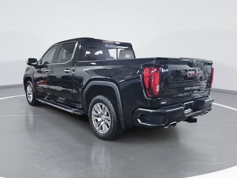 Certified 2022 GMC Sierra 1500 Denali image 6
