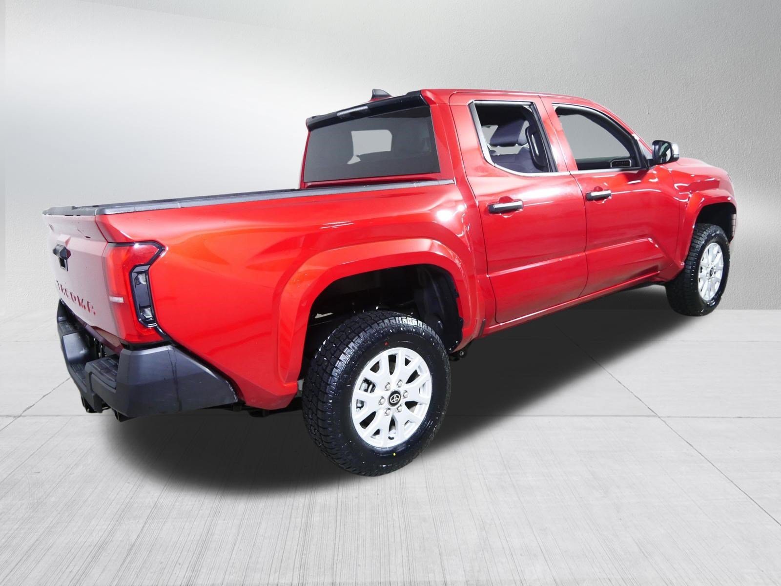 Used 2025 Toyota Tacoma SR AWD/4WD image 7