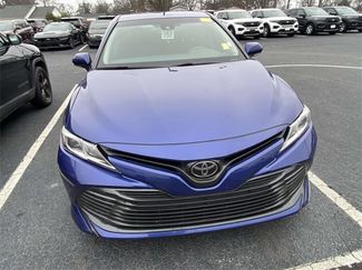 Used 2018 Toyota Camry LE video 2