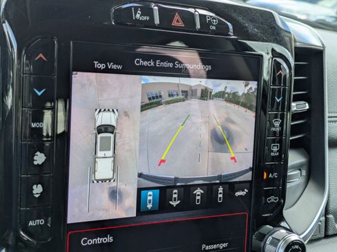 Used 2019 RAM 1500 Laramie RWD image 20