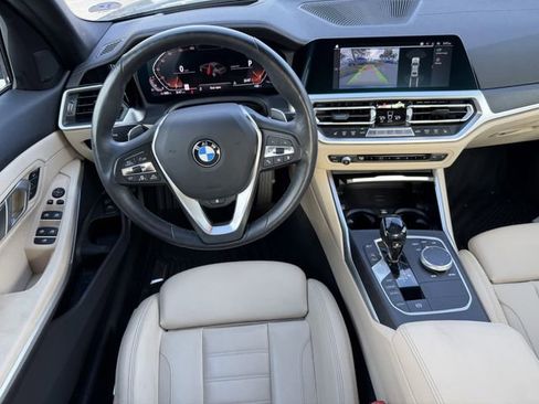 Used 2020 BMW 330i xDrive Sedan w/ Premium Package image 11