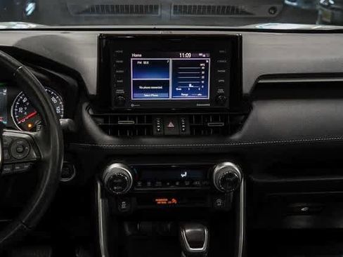 Certified 2022 Toyota RAV4 XLE Premium image 14