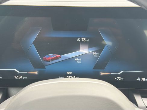 Used 2025 BMW i5 eDrive40i image 38