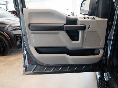 Used 2018 Ford F150 XL w/ Equipment Group 101A Mid AWD/4WD image 15