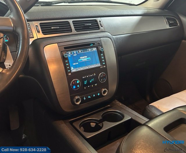 Used 2007 Chevrolet Suburban LT w/ LT Preferred Equipment Group AWD/4WD image 41