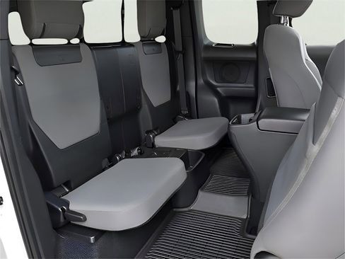 Used 2019 Toyota Tacoma SR image 49