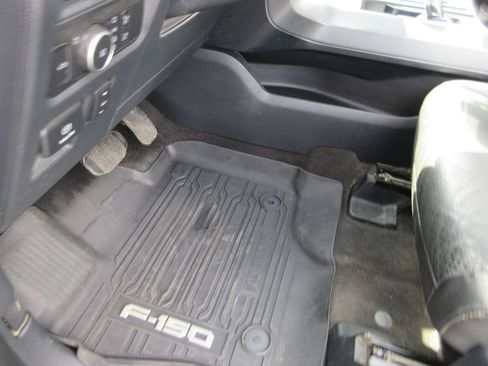 Used 2021 Ford F150 Lariat w/ Equipment Group 502A High AWD/4WD image 30
