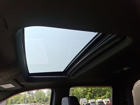 Used 2020 GMC Sierra 2500 AT4 w/ AT4 Preferred Package image 21