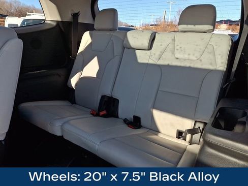 Used 2022 Kia Telluride SX image 16