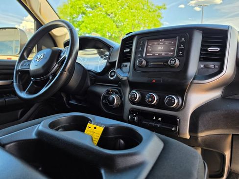 Used 2019 RAM 1500 Tradesman AWD/4WD image 15