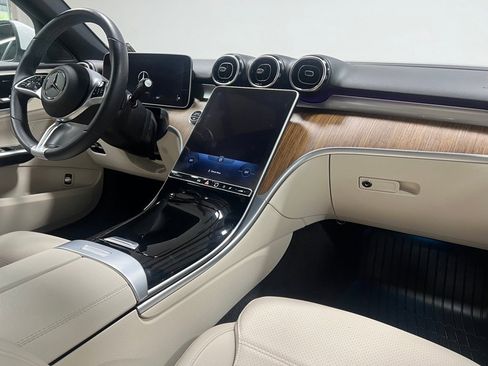 Used 2023 Mercedes-Benz C 300 4MATIC Sedan image 28