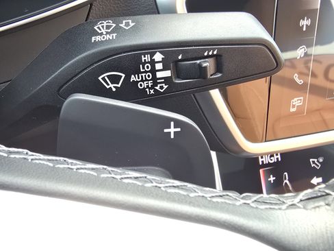 Used 2024 Audi A6 Premium Plus image 26