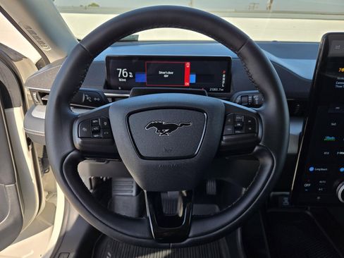 Used 2023 Ford Mustang Mach-E Select image 18