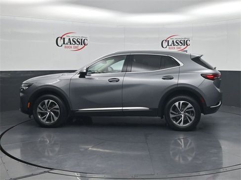 Used 2022 Buick Envision Essence w/ Safety Package image 2