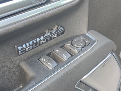 New 2026 Chevrolet Silverado 1500 High Country AWD/4WD image 19