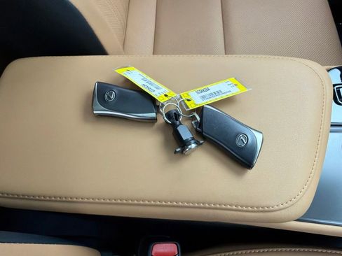 Used 2025 Lexus NX 350 AWD w/ Accessory Package (2T) image 33