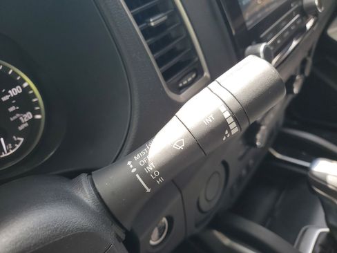 Certified 2023 Nissan Frontier SV w/ SV Convenience Package image 19