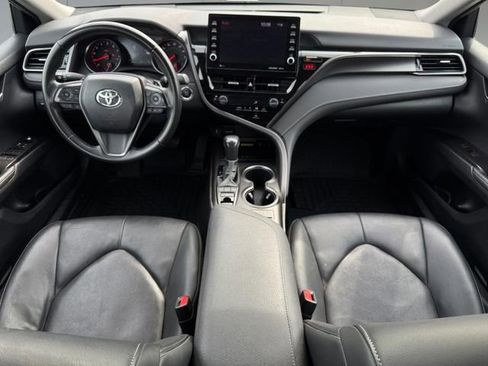 Used 2024 Toyota Camry XSE FWD image 8