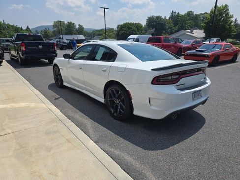 Certified 2022 Dodge Charger R/T w/ Plus Group image 4