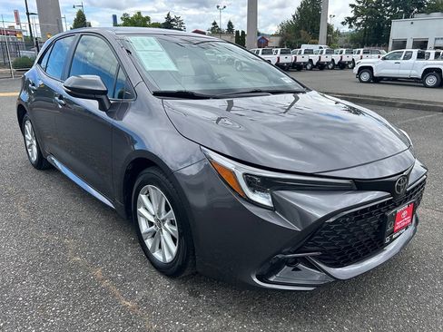 Certified 2024 Toyota Corolla SE FWD image 3