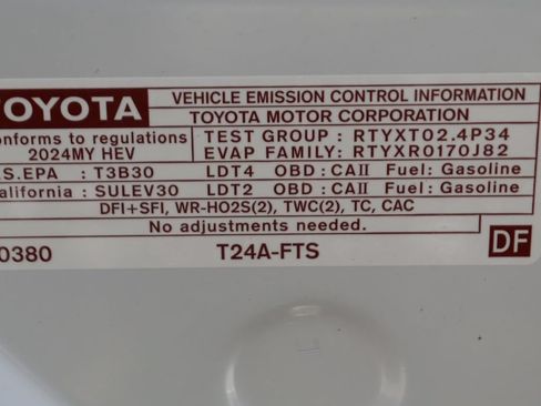 Used 2024 Toyota Tacoma TRD Off-Road w/ TRD Off Road Premium Package AWD/4WD image 12