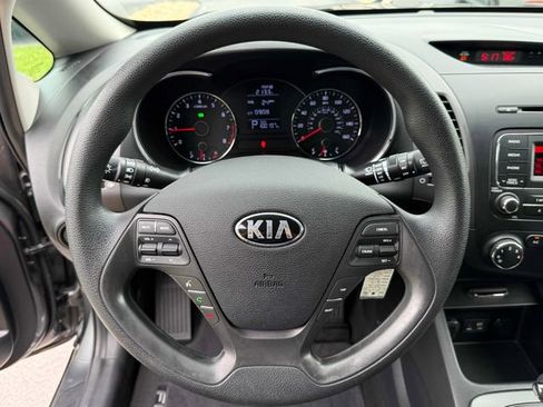 Used 2016 Kia Forte LX FWD image 14