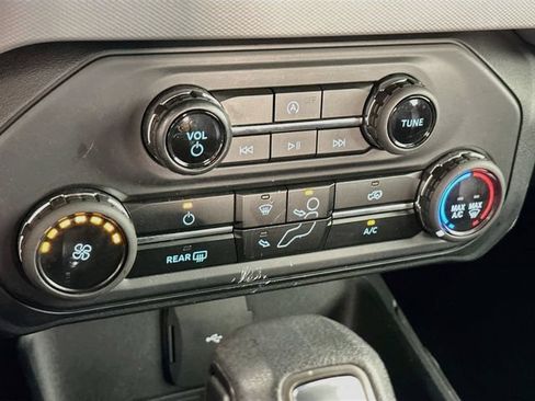 Certified 2023 Ford Bronco 4-Door AWD/4WD image 19