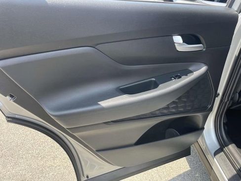 Used 2022 Hyundai Santa Fe SEL image 19