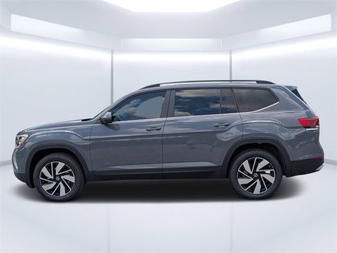 New 2026 Volkswagen Atlas SE image 6