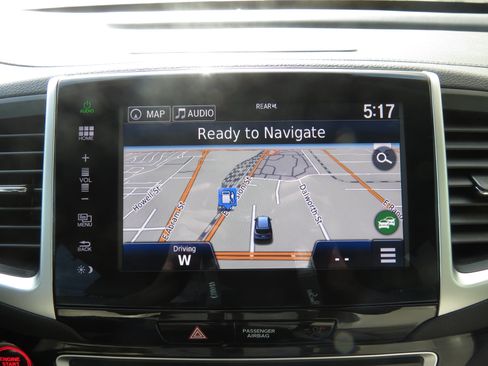 Used 2016 Honda Pilot Touring image 27