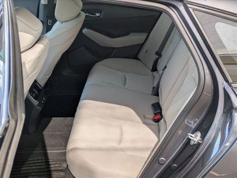 New 2025 Honda Accord SE image 15