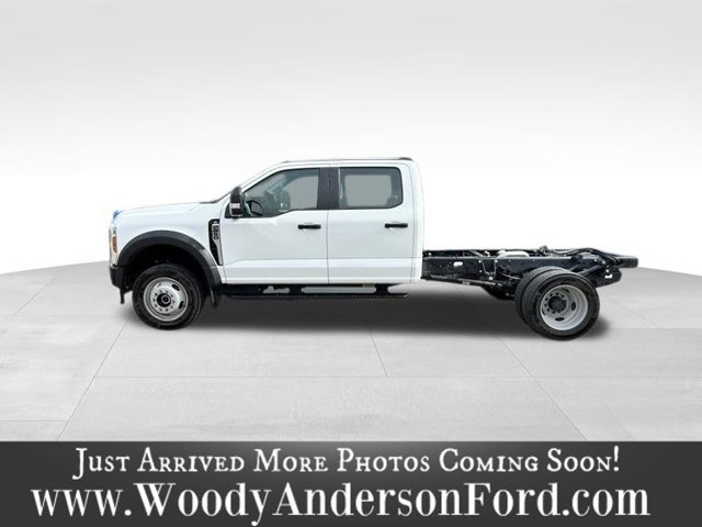 Used 2025 Ford F550 4x4 Crew Cab Super Duty image 3