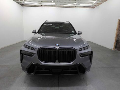 Used 2023 BMW X7 xDrive40i w/ Executive Package AWD/4WD image 2