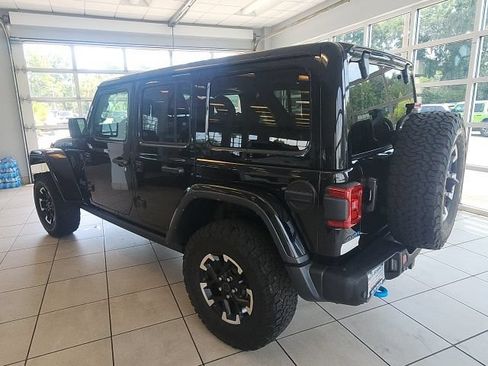 Used 2024 Jeep Wrangler Unlimited Rubicon 4xe AWD/4WD image 10