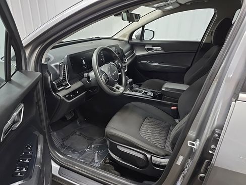 Used 2023 Kia Sportage LX image 28