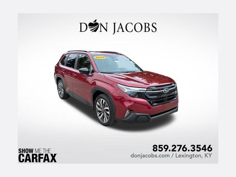 Used 2025 Subaru Forester Touring AWD/4WD image 1