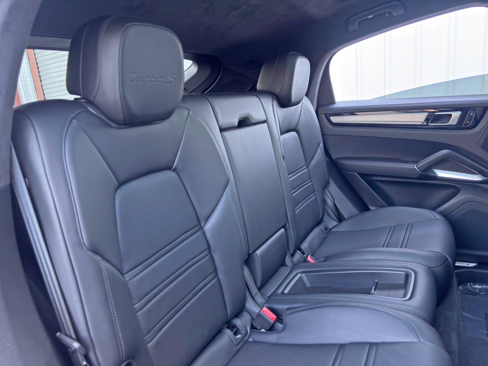 Used 2021 Porsche Cayenne Turbo S AWD/4WD image 42