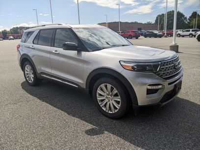 Certified 2022 Ford Explorer Limited w/ Limited Technology Package