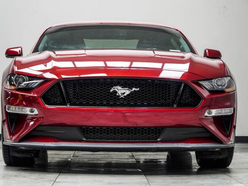 Used 2018 Ford Mustang GT Premium w/ Carbon Sport Interior Package RWD image 9
