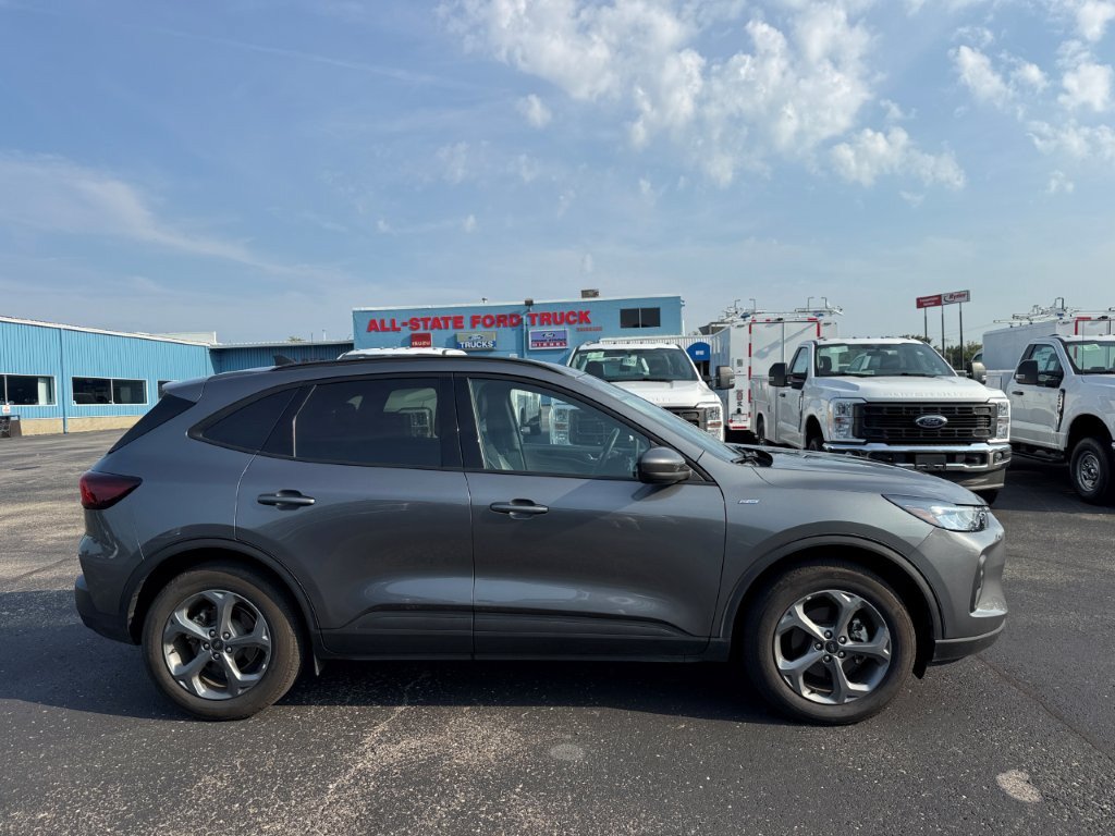 Used 2025 Ford Escape ST-Line Select AWD/4WD image 7