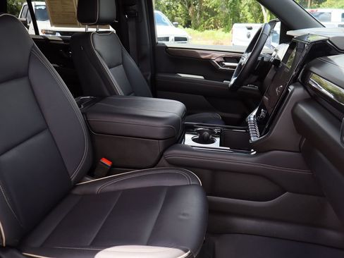 Certified 2026 GMC Yukon Elevation w/ LPO, Floor Liner Package RWD image 32