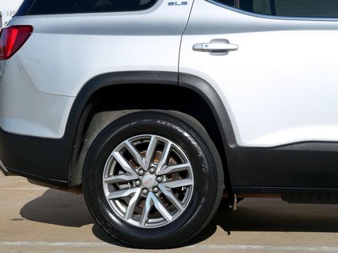 Used 2017 GMC Acadia SLE FWD image 29