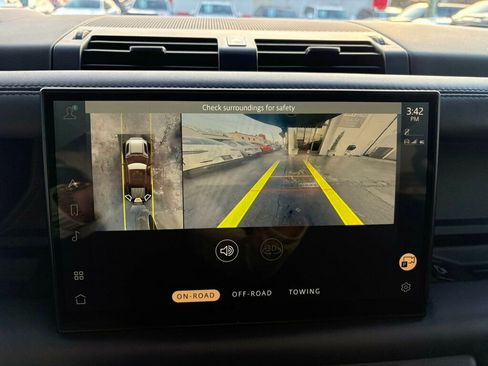 Used 2023 Land Rover Defender 110 Carpathian Edition image 40